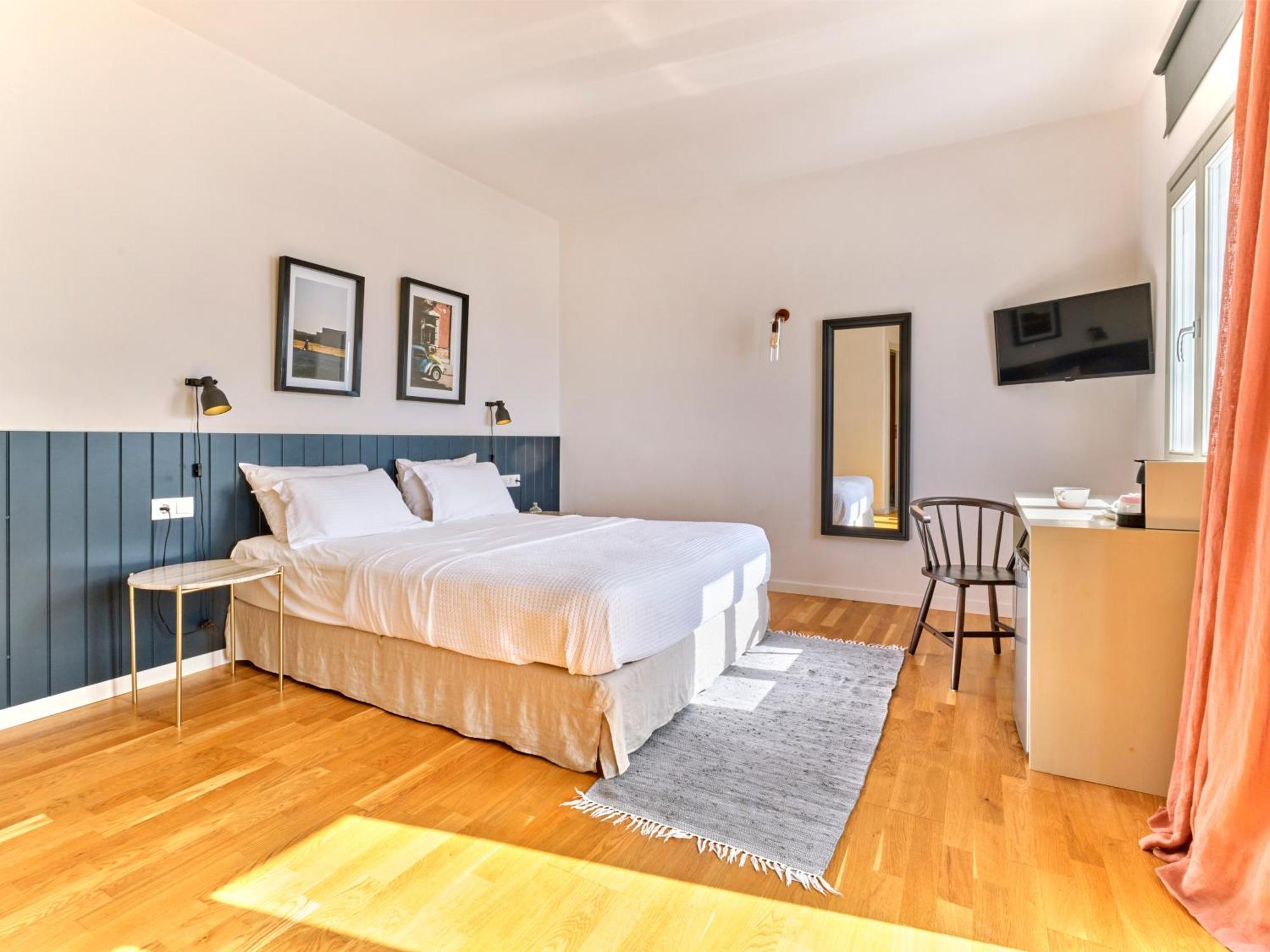 Magoo Suites Logaras Esterno foto