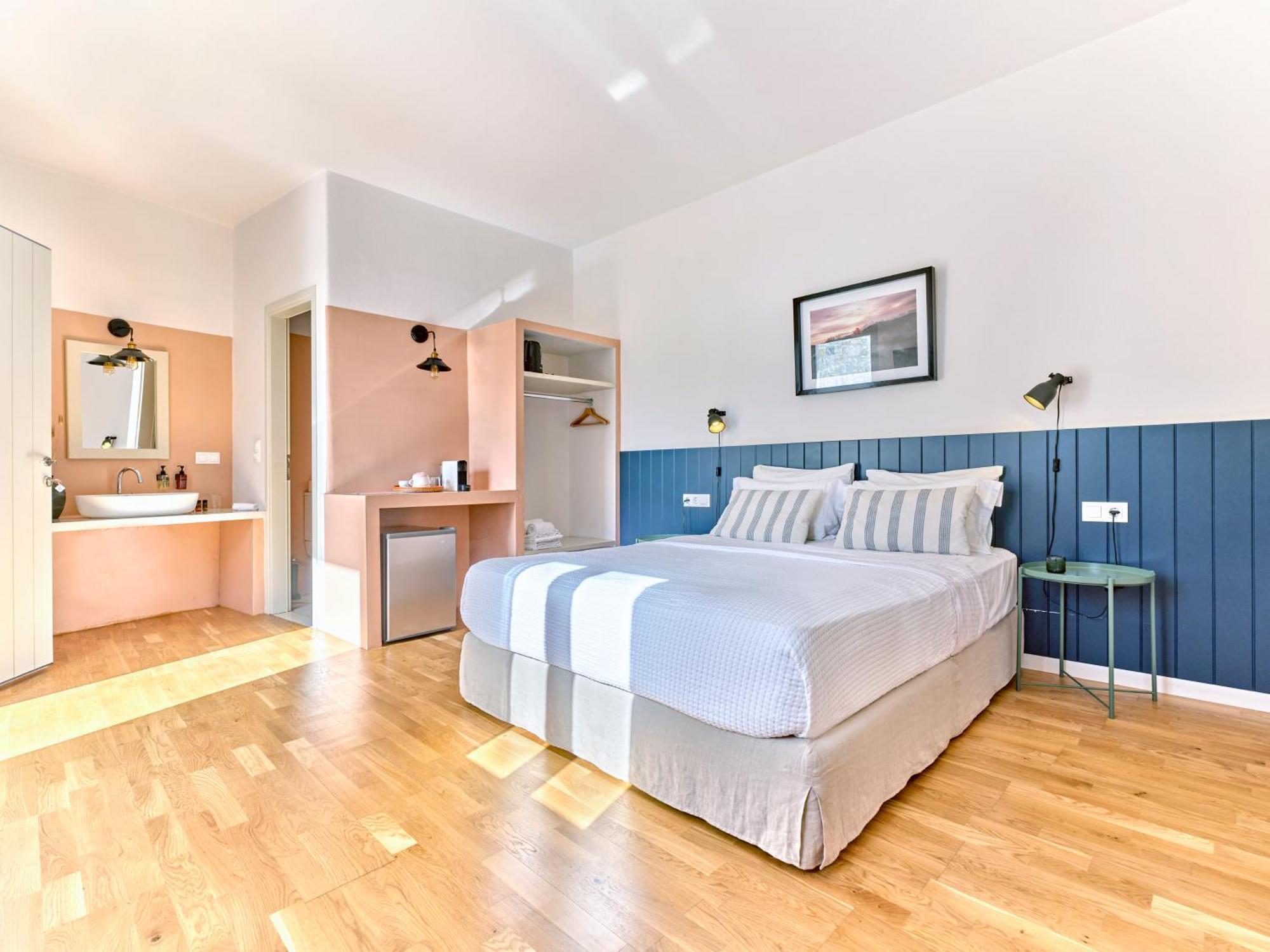 Magoo Suites Logaras Esterno foto