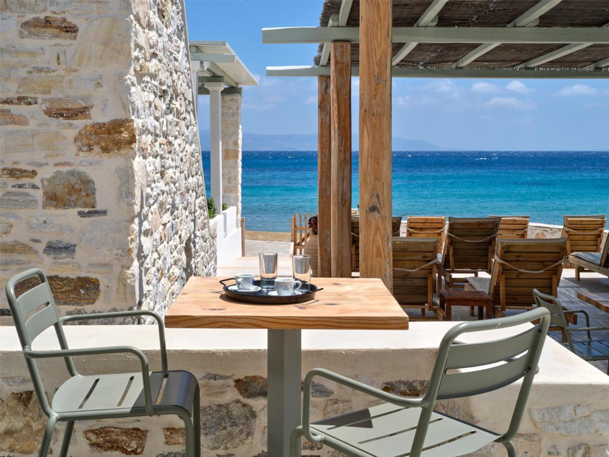 Magoo Suites Logaras Esterno foto